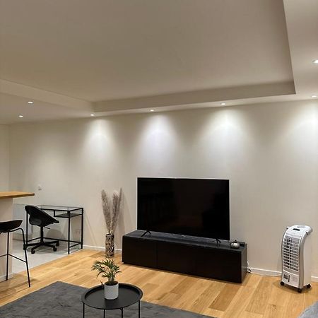 Cosy, Appartement Refait A Neuf Limite 16 Boulogne-Billancourt Exterior foto