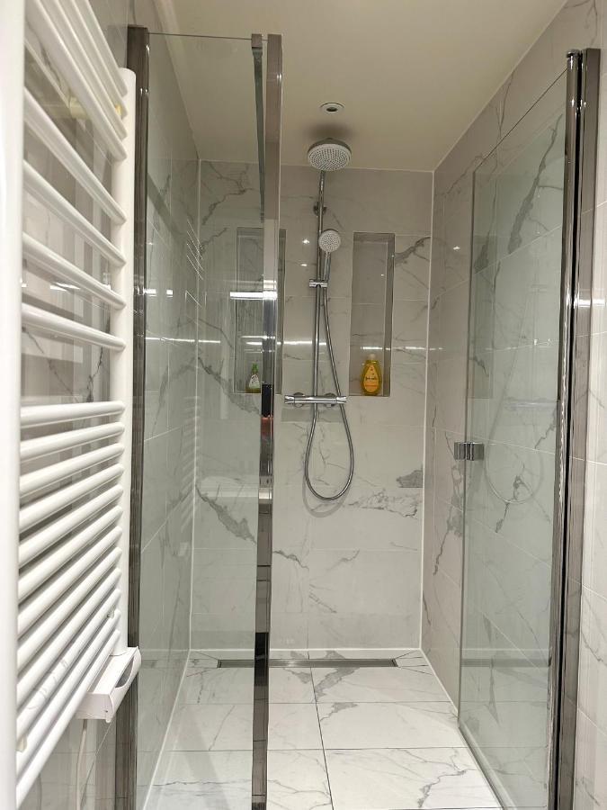 Cosy, Appartement Refait A Neuf Limite 16 Boulogne-Billancourt Exterior foto